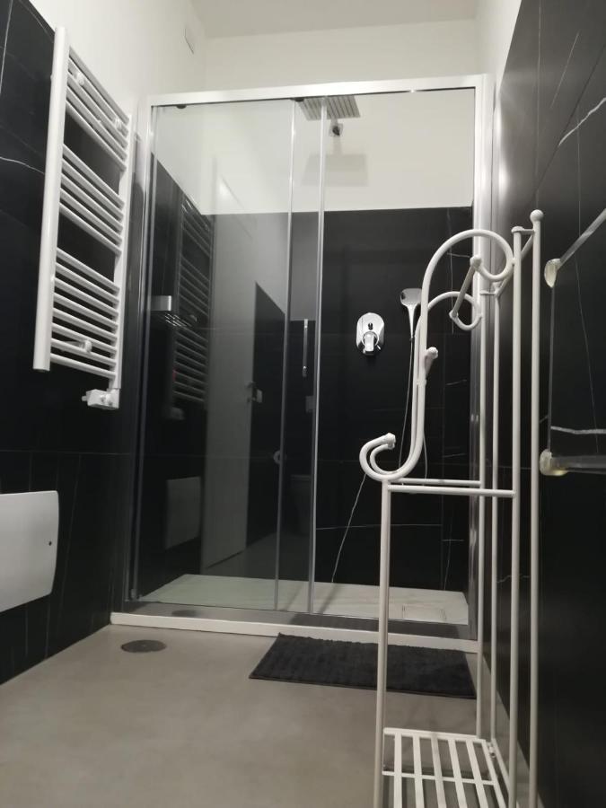 L'Arco E Il Vico Bed & Breakfast Наполи Екстериор снимка