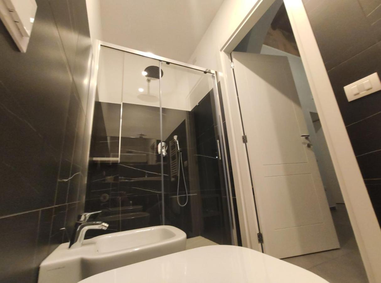 L'Arco E Il Vico Bed & Breakfast Наполи Екстериор снимка
